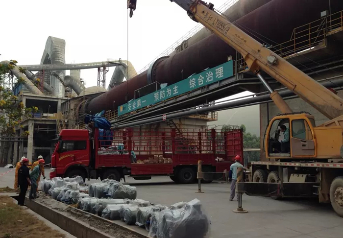 2025年12月(yue)13日封開基地2線節(jie)能電機到貨